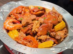 -胖哥俩肉蟹煲(石家庄长安万达店)