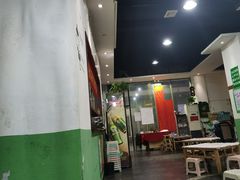 大堂-时二崽肥肠鸡大排档(健康路店)