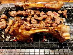 烤羊腿-柿子树炭烤羊腿(金台路店)