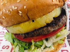 -The Habit Burger Grill 哈比特汉堡(复兴soho店)