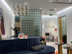 -海马体照相馆(环贸iapm大师爱情店)