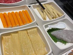 -海底捞火锅(长宁路龙之梦店)