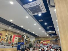 大堂-江城燕子大排档(江汉路步行街店)