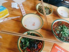 -拈签一笑黄牛肉辣卤串串