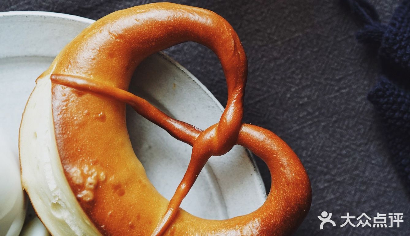 早餐 | 碱水结 🥨🥨🥨➕🥗