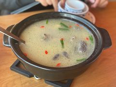 姬松茸炖鸡-妈妈的味道(和顺古镇店)