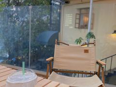 -花苑里咖啡(威远店)