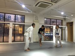 -EFL巴西柔术·综合格斗·泰拳·少儿体能训练(虹桥德必馆)