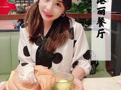 -港丽餐厅(高德置地店)