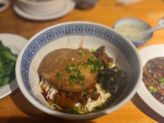 -沪西老弄堂面馆(定西路店)