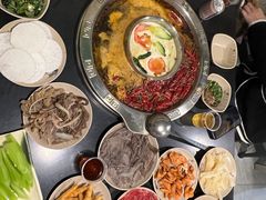 -洞亭火锅(防空洞总店)
