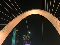 -南京眼步行桥