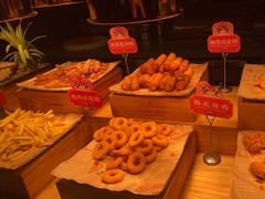 -芝小官毛肚火锅海鲜自助(苏州吴江区万宝店)