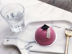 -UNI UNI(环亚凯瑟琳店)