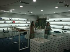 -优视力蔡司眼镜验配中心(越秀城市广场奥莱店)