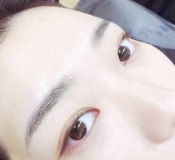 -百秀名媛纹绣美学护肤中心