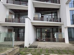 -中铁花水湾温泉酒店(大邑店)
