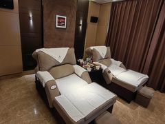 -金色印象·4K影院式足体养生(南坪桃源店)