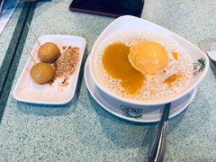 杨枝甘露-松记糖水店(铜锣湾分店)