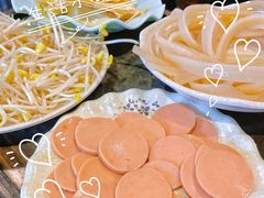 -肖肖酸萝卜鱼火锅(总店)