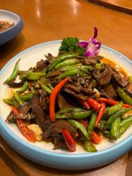 -鑫淼餐饮娱乐中心(江东街店)