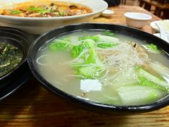 -吃吃看·闽南古早味(美食街店)