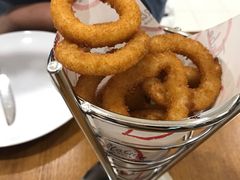 -Tube station站点比萨(王府井百货店)