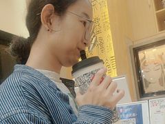 -霸王茶姬(泛海广场店)
