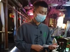 -韵秋荷(宝山龙湖天街店)