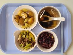 芹菜牛肉-北大家园食堂