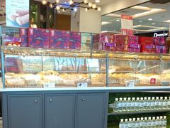 面包甜点陈列柜-面包新语(上地华联店)