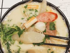 -肥汁米蘭香港米线(长宁来福士店)