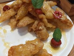 锅包肉-山楂树融合菜餐厅