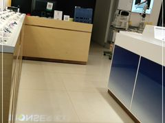 -荣视医眼镜(老车站店)