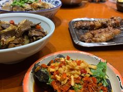 -琥珀老六龙虾(四里河店)