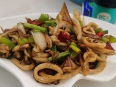 -覃记海鲜美食餐厅