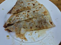 -溢心园香河肉饼总店