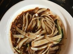-德居源