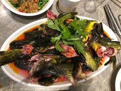 -忘情水鱼头·鲜鱼火锅(滨江中路店)