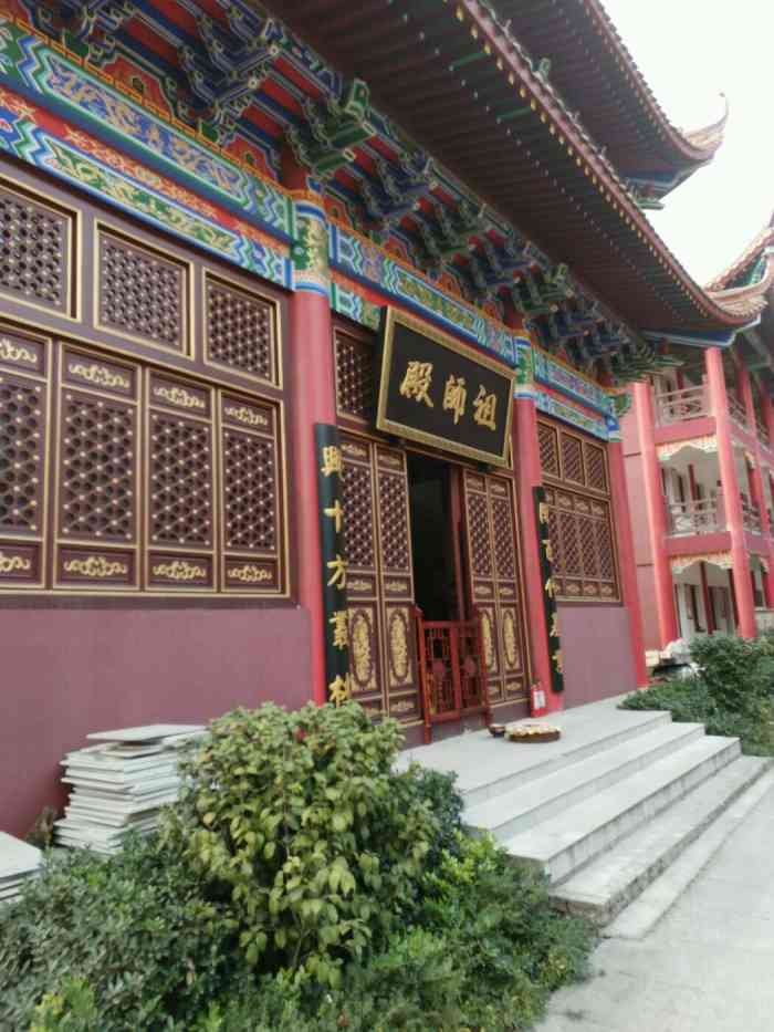 古近慈寺-"最近不晓得天老爷是咋个了 热得硬是妖不倒.