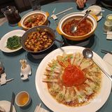 带上男朋友一起，一直听妈妈说这边的海鲜好吃