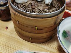 蟹粉汤包-曼曼汤包(建国西路店)
