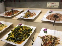 -蒙肥羊·酸汤潮牛·鲜牛肉火锅烤肉自助(岗顶店)