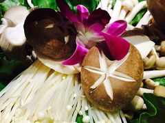 -捞神煲汤火锅(湖滨商业街店)