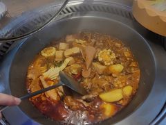 -山河屯铁锅炖·非遗铁锅炖(华强北店)