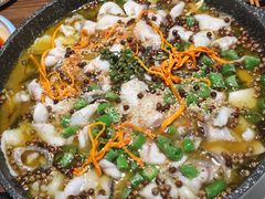 -山城外·非遗酸菜鱼(财富中心店)