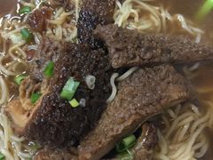 -万利洪记粉面美食