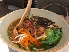 -百春原湖南牛肉粉(百联世纪店)