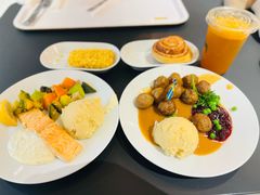 -宜家家居(四元桥商场店)