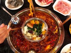 -九尺赵老四鲜鹅肠火锅